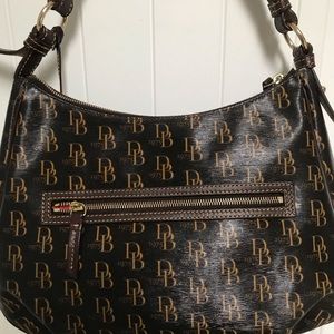 Ladies Dooney & Bourke limited monogram bag